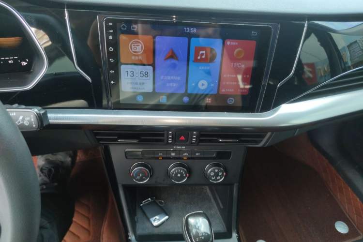 Used Volkswagen Passat 2022 280TSI Business Edition Audio And AC Panel