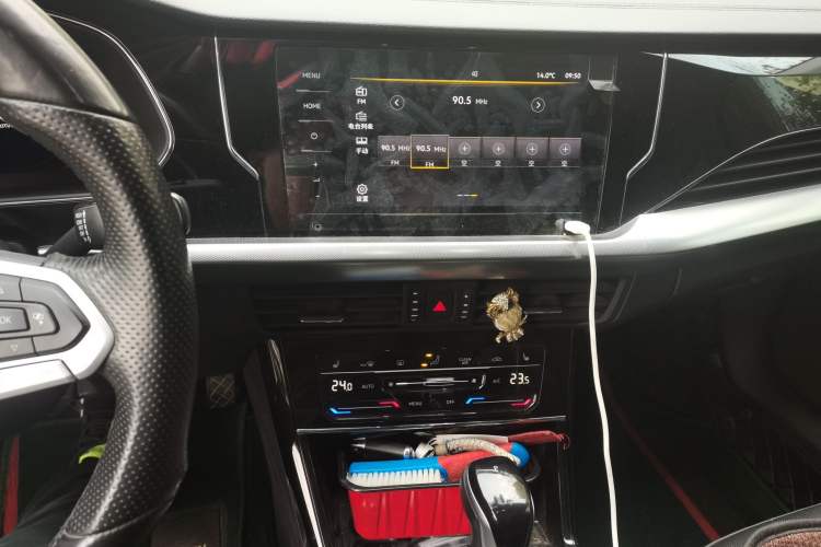 Used Volkswagen Passat 2022 330TSI Elite Edition Audio And AC Panel