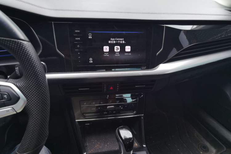 Used Volkswagen Passat 2022 330TSI Starry Elite Edition Audio And AC Panel