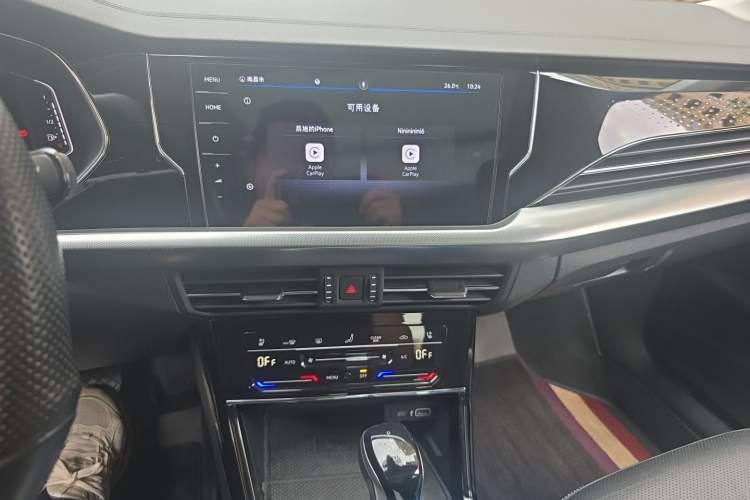 Used Volkswagen Passat 2022 330TSI Luxury Edition Audio And AC Panel