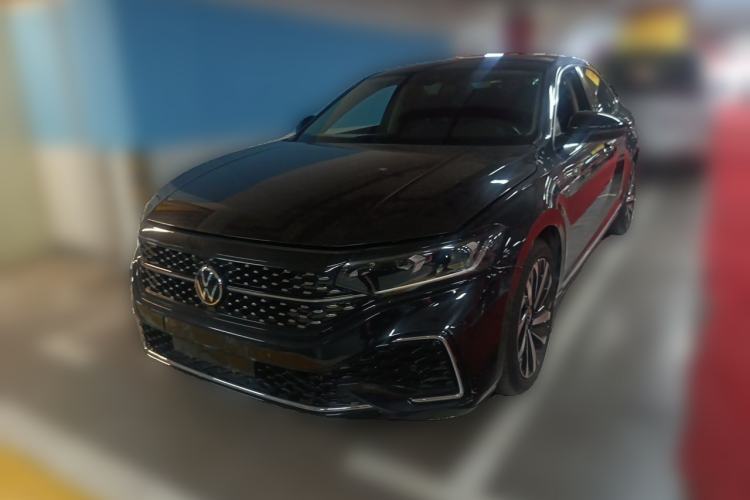 Used Volkswagen Passat 2022 330TSI Luxury Edition Guazi used car, China used car export, Used car for sale, Used  cars, Cheapest cars for sale