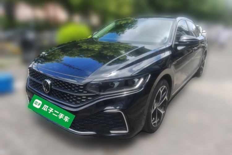 Used Volkswagen Passat 2022 330TSI Starry Elite Edition Guazi used car, China used car export, Used car for sale, Used  cars, Cheapest cars for sale