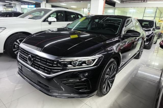 Used Volkswagen Passat 2022 330TSI Luxury Edition