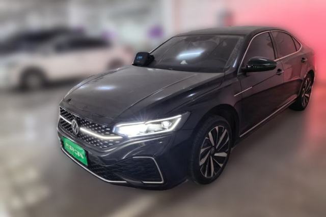 Used Volkswagen Passat 2022 330TSI Starry Luxury Edition