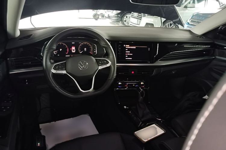 Used Volkswagen Passat 2022 330TSI Starry Elite Edition Center Console