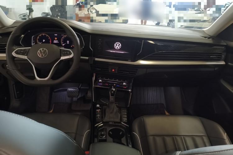Used Volkswagen Passat 2022 330TSI Starry Elite Edition Center Console