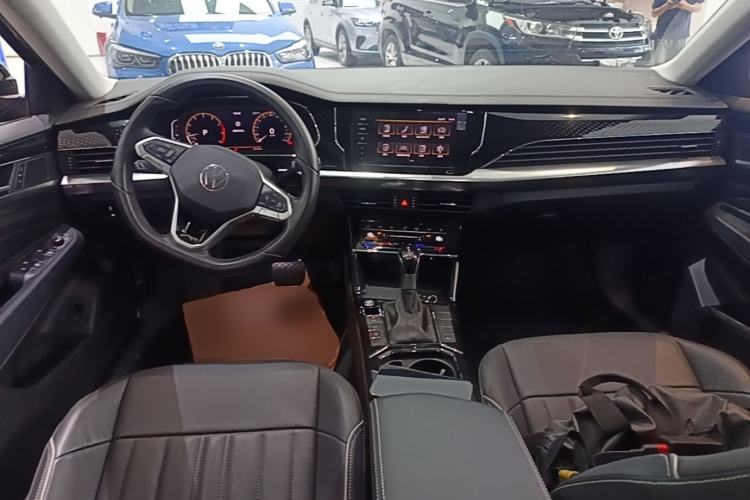 Used Volkswagen Passat 2022 330TSI Starry Elite Edition Center Console