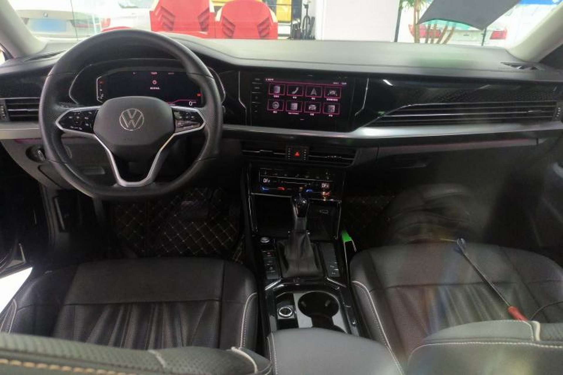 Used Volkswagen Passat 2022 330TSI Starry Luxury Edition Center Console