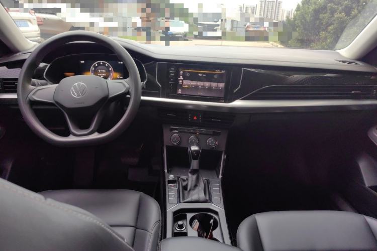 Used Volkswagen Passat 2022 280TSI Business Edition Center Console