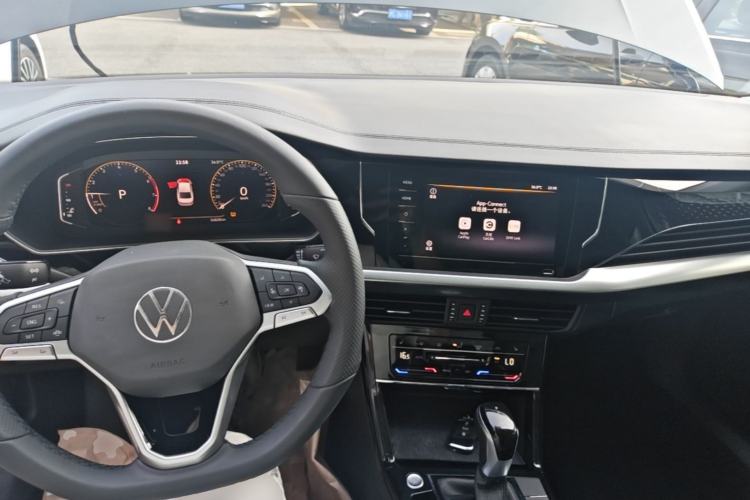 Used Volkswagen Passat 2022 280TSI Elite Edition Center Console