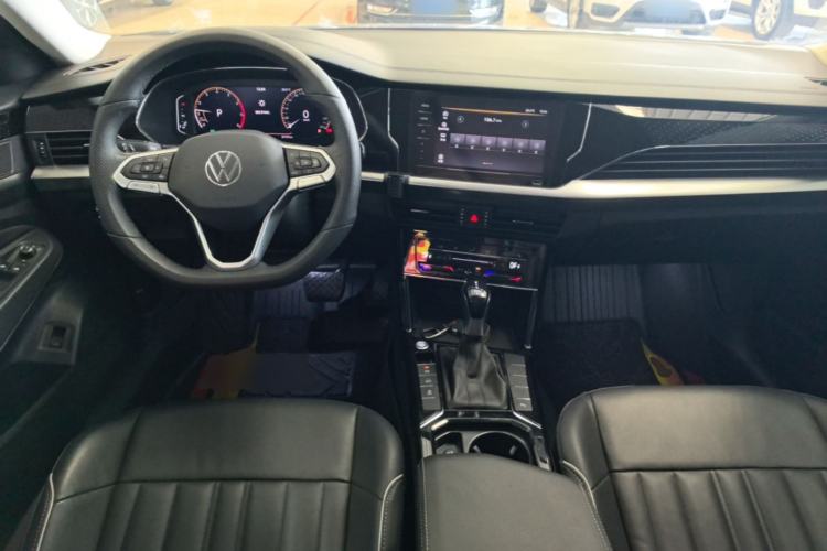 Used Volkswagen Passat 2022 330TSI Starry Elite Edition Center Console