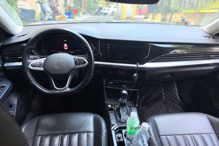 Used Volkswagen Passat 2022 330TSI Starry Elite Edition Center Console