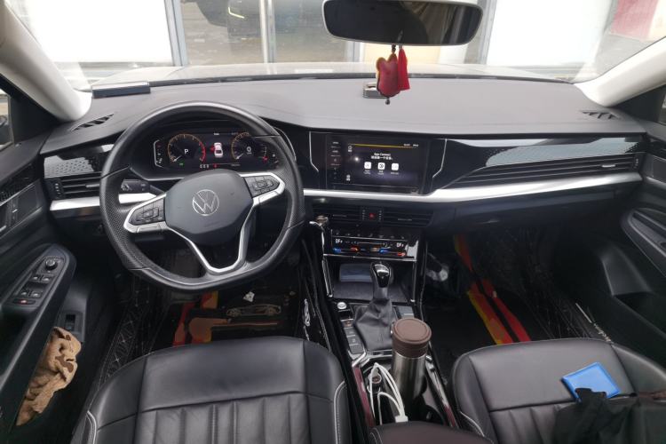 Used Volkswagen Passat 2022 330TSI Starry Elite Edition Center Console