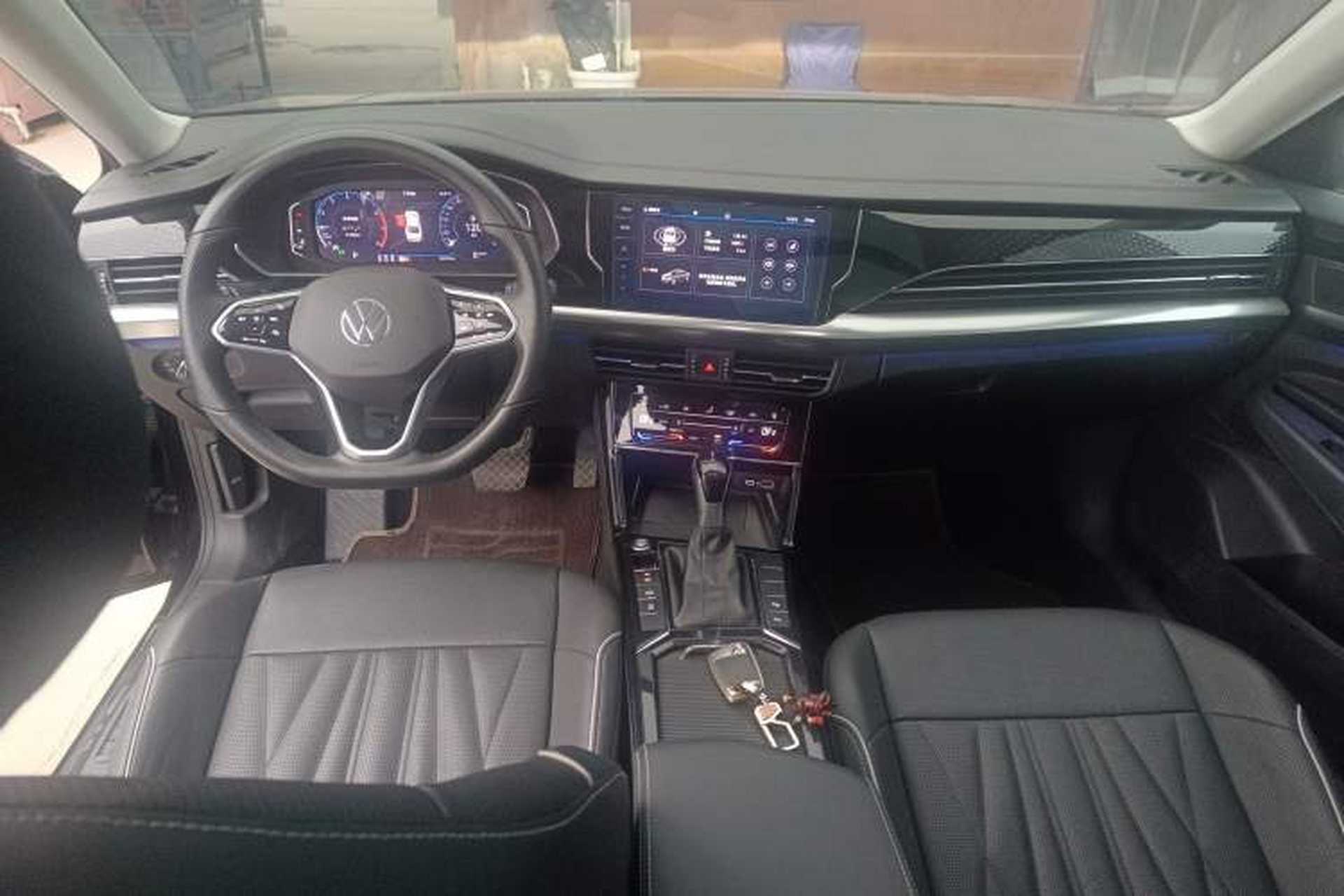 Used Volkswagen Passat 2022 330TSI Starry Luxury Edition Center Console