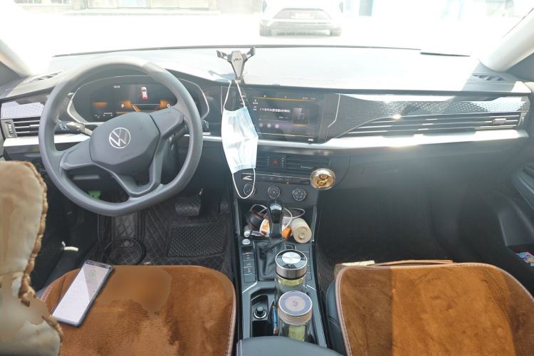 Used Volkswagen Passat 2022 280TSI Business Edition Center Console