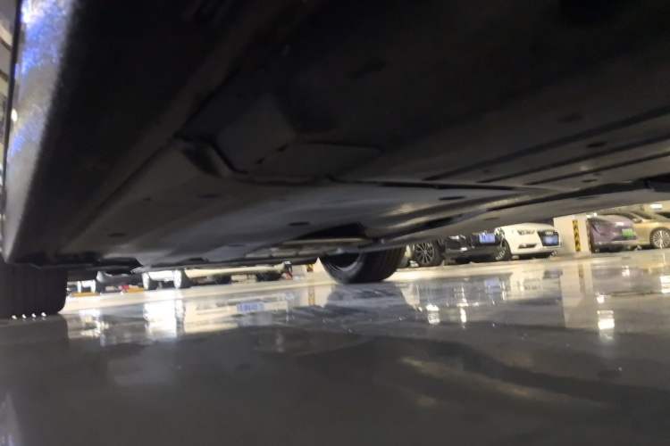 Used Volkswagen Passat 2022 330TSI Luxury Edition Chassis Rear Left