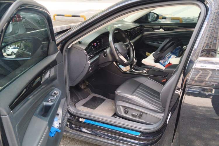 Used Volkswagen Passat 2022 330TSI Starry Elite Edition Driver Seat