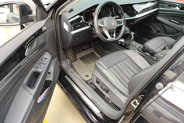 Used Volkswagen Passat 2022 330TSI Starry Elite Edition Driver Seat