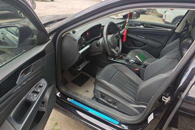 Used Volkswagen Passat 2022 330TSI Starry Elite Edition Driver Seat