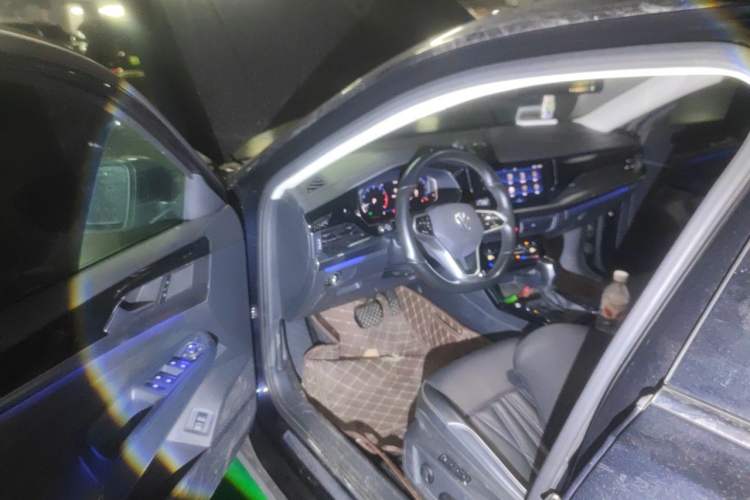 Used Volkswagen Passat 2022 330TSI Starry Luxury Edition Driver Seat