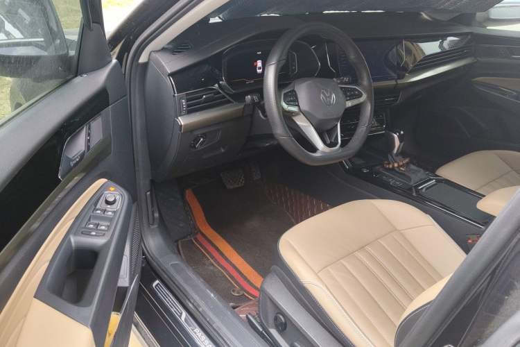 Used Volkswagen Passat 2022 330TSI Elite Edition Driver Seat