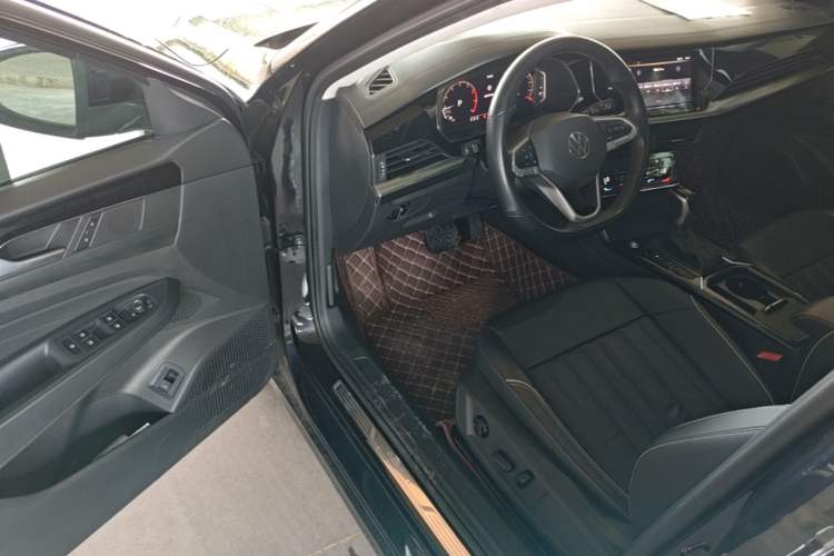 Used Volkswagen Passat 2022 330TSI Starry Elite Edition Driver Seat