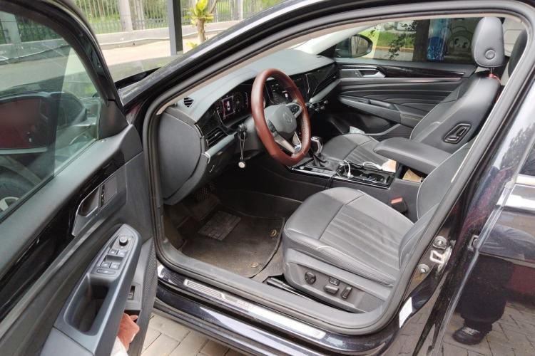 Used Volkswagen Passat 2022 330TSI Elite Edition Driver Seat