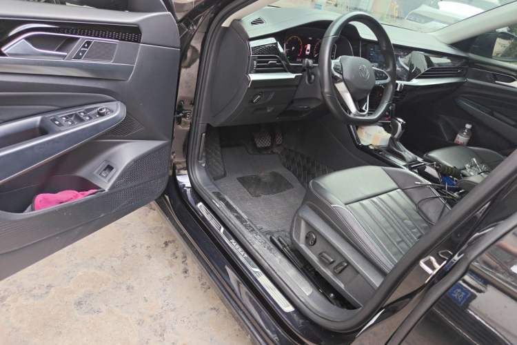 Used Volkswagen Passat 2022 330TSI Starry Elite Edition Driver Seat