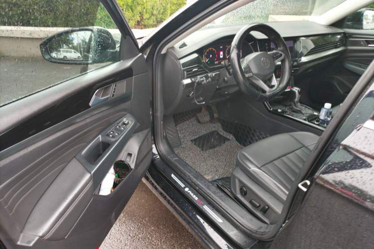 Used Volkswagen Passat 2022 330TSI Elite Edition Driver Seat
