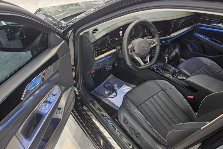 Used Volkswagen Passat 2022 330TSI Starry Elite Edition Custom Version Driver Seat