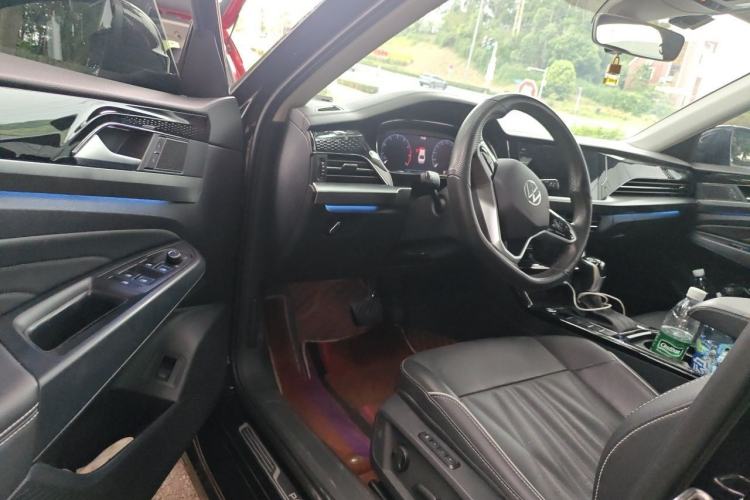 Used Volkswagen Passat 2022 330TSI Starry Luxury Edition Driver Seat