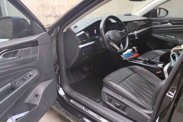 Used Volkswagen Passat 2022 330TSI Starry Luxury Edition Driver Seat