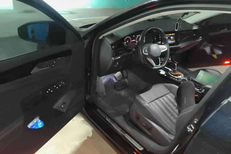 Used Volkswagen Passat 2022 280TSI Elite Edition Driver Seat