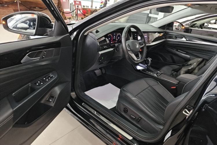 Used Volkswagen Passat 2022 330TSI Starry Elite Edition Driver Seat