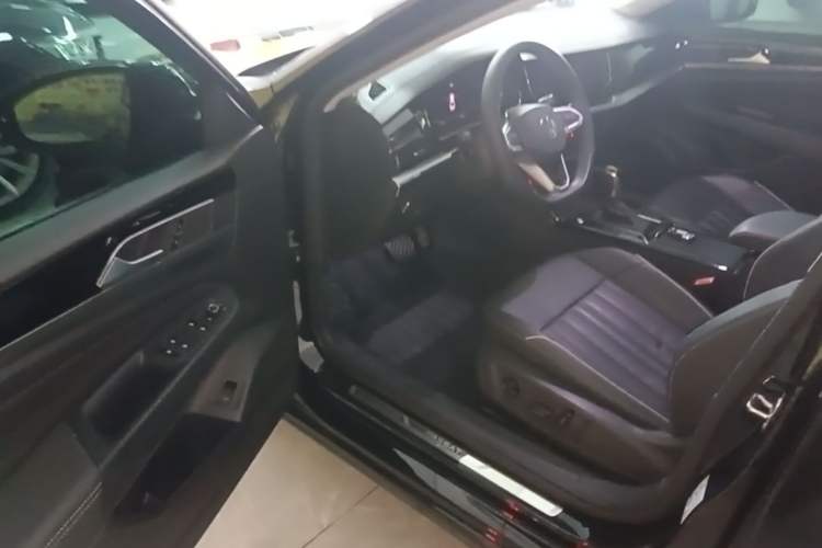 Used Volkswagen Passat 2022 330TSI Starry Elite Edition Driver Seat