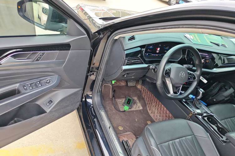 Used Volkswagen Passat 2022 330TSI Elite Edition Driver Seat