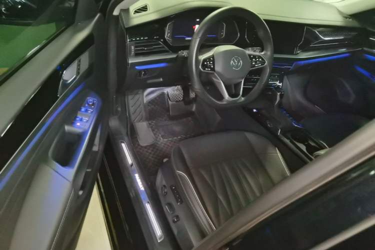 Used Volkswagen Passat 2022 330TSI Starry Luxury Edition Driver Seat