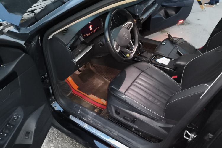 Used Volkswagen Passat 2022 330TSI Elite Edition Driver Seat