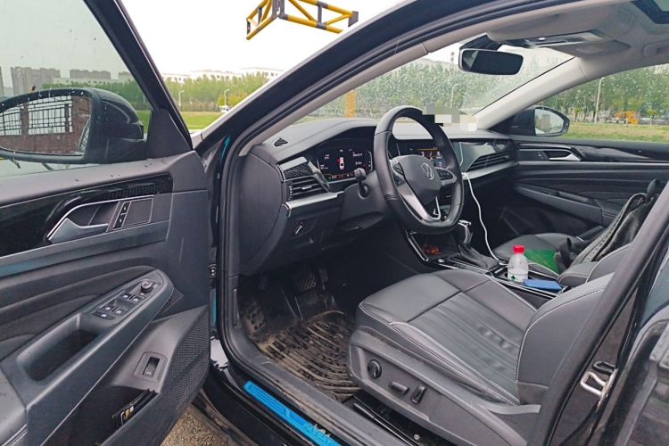 Used Volkswagen Passat 2022 330TSI Elite Edition Driver Seat