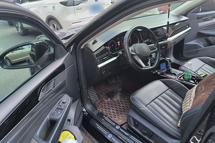 Used Volkswagen Passat 2022 330TSI Elite Edition Driver Seat