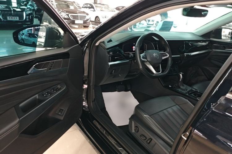 Used Volkswagen Passat 2022 330TSI Starry Elite Edition Driver Seat