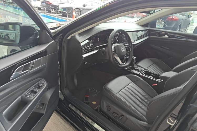 Used Volkswagen Passat 2022 330TSI Starry Elite Edition Custom Version Driver Seat