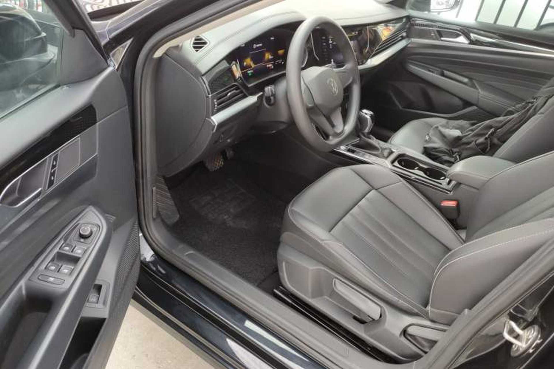 Used Volkswagen Passat 2022 280TSI Business Edition Driver Seat