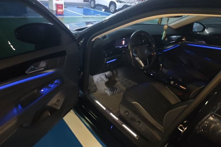 Used Volkswagen Passat 2022 330TSI Luxury Edition Driver Seat