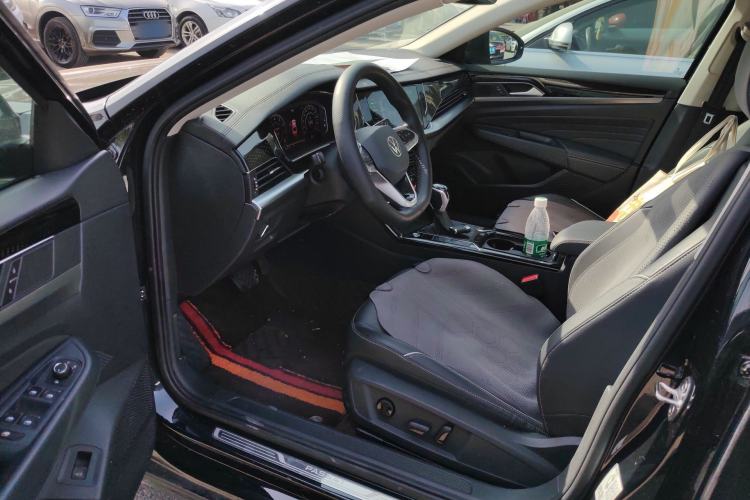 Used Volkswagen Passat 2022 330TSI Starry Elite Edition Driver Seat