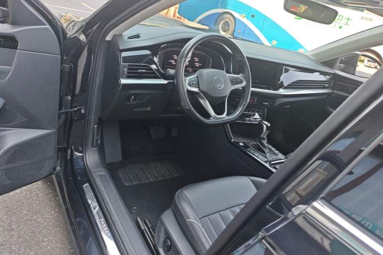 Used Volkswagen Passat 2022 330TSI Elite Edition Driver Seat