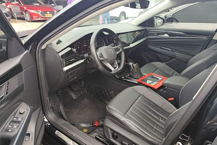 Used Volkswagen Passat 2022 330TSI Elite Edition Custom Version Driver Seat