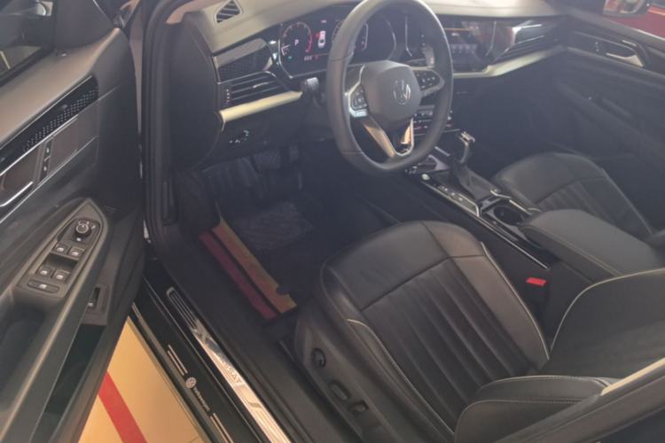 Used Volkswagen Passat 2022 330TSI Starry Elite Edition Driver Seat