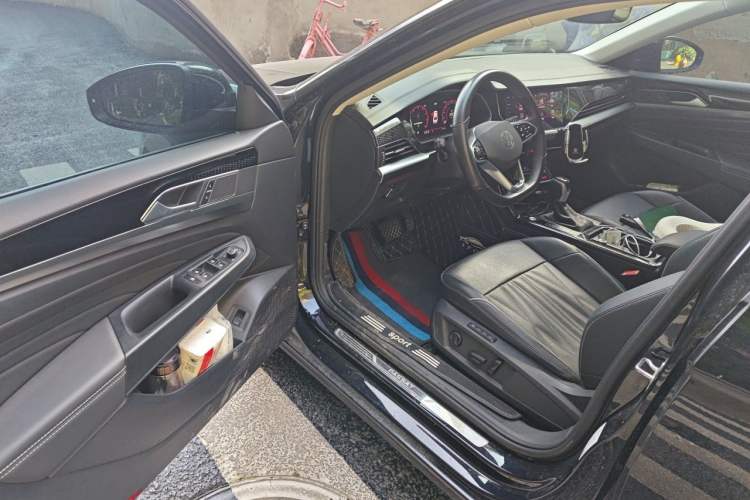 Used Volkswagen Passat 2022 330TSI Starry Luxury Edition Driver Seat