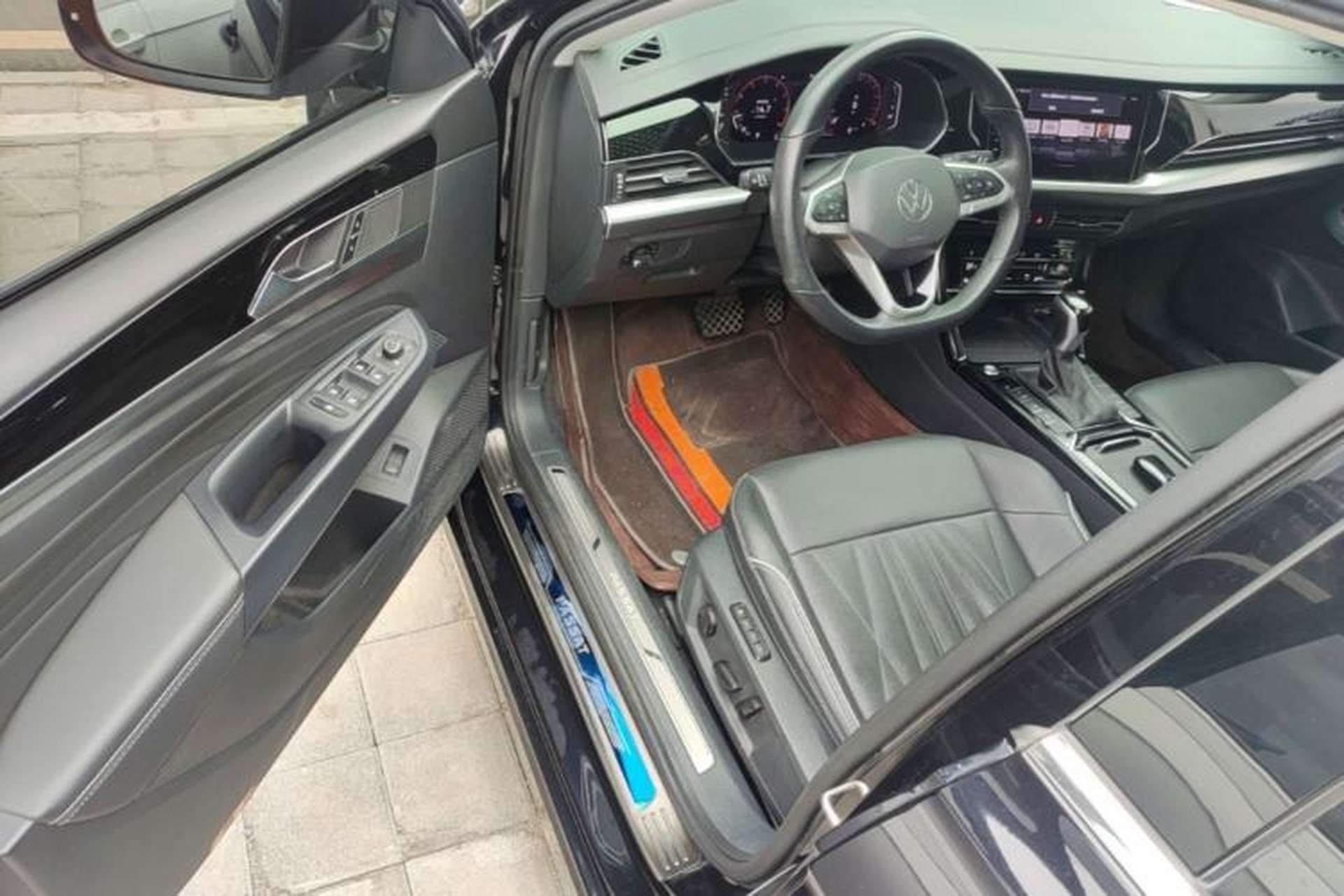 Used Volkswagen Passat 2022 330TSI Luxury Edition Driver Seat